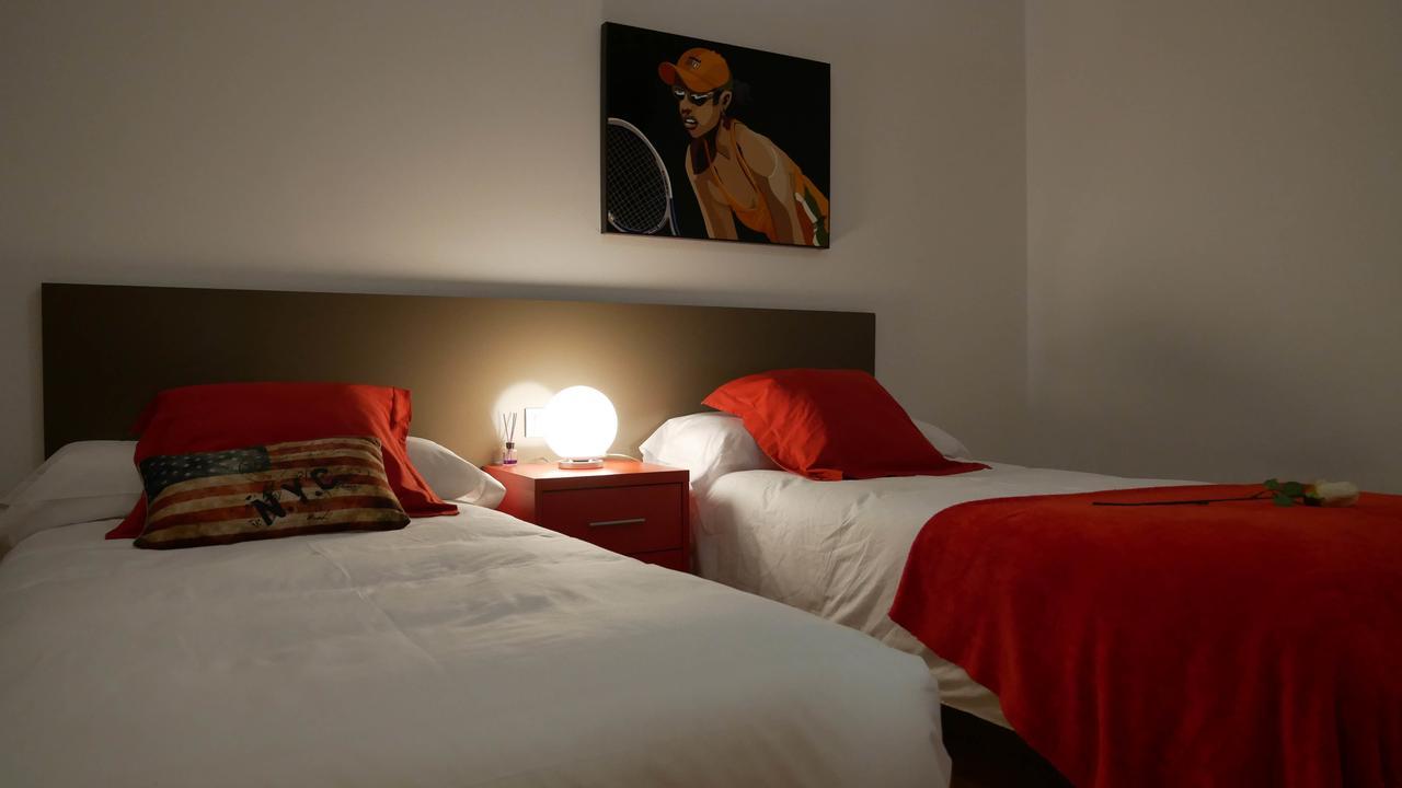 Apartamentos Antares 1 Milladoiro Eksteriør bilde